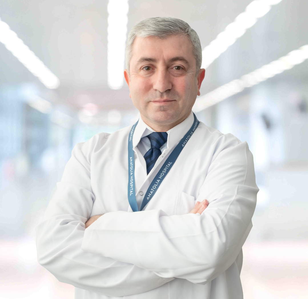 Prof. Dr. Ferhat G&uuml;ler, orthopaedic limb-lengthening surgeon at NewMe Health Clinic
